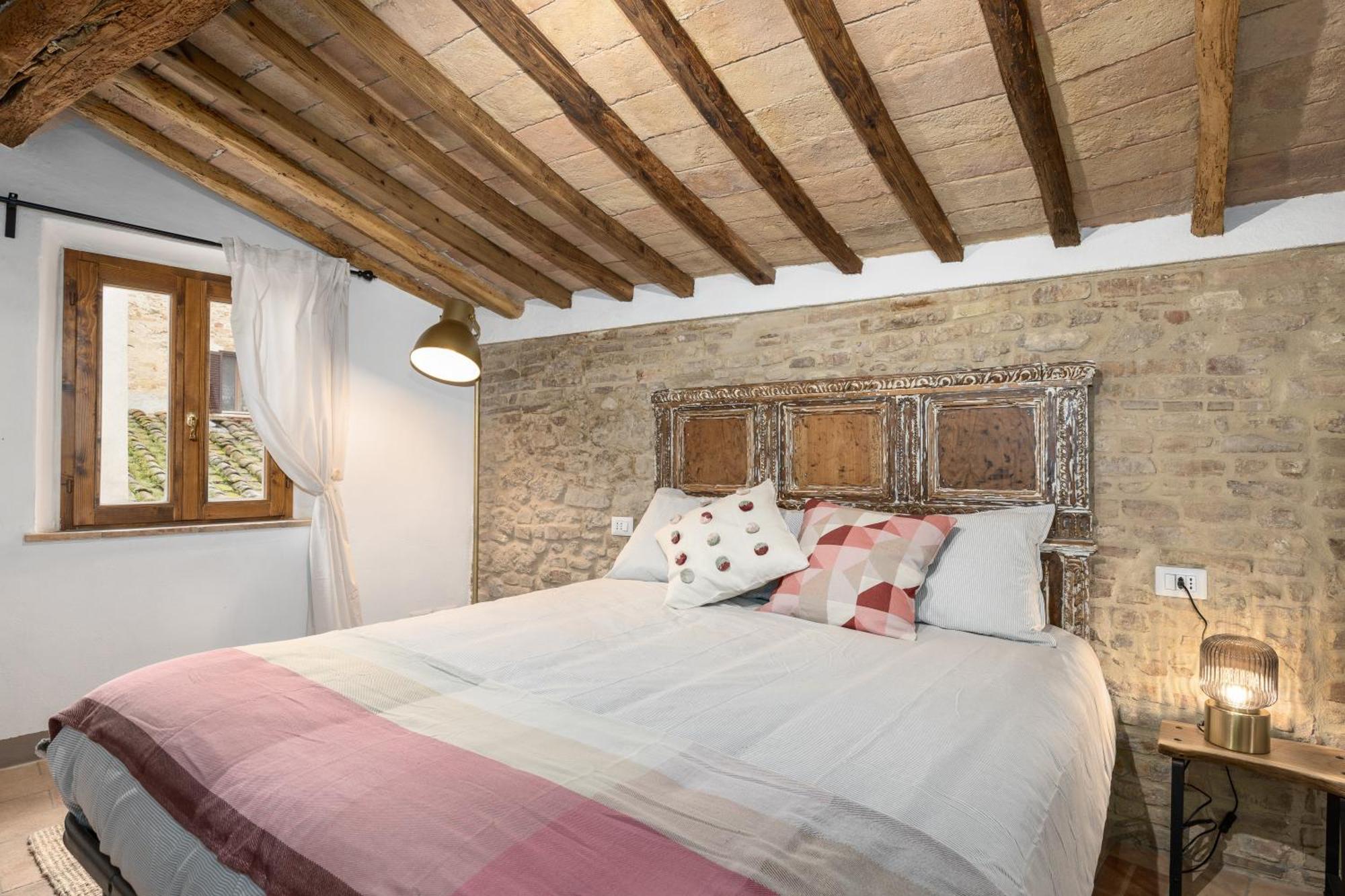 Casa Vesta Apartment San Gimignano Bagian luar foto
